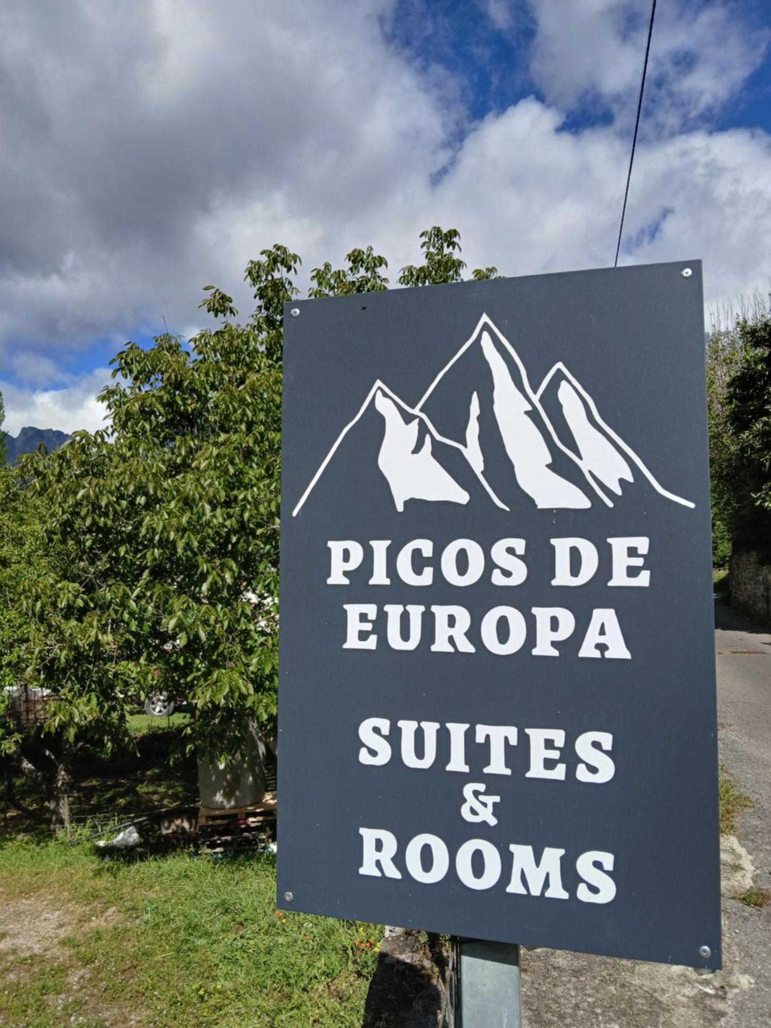Picos De Europa Suites And Rooms Turieno Exterior photo